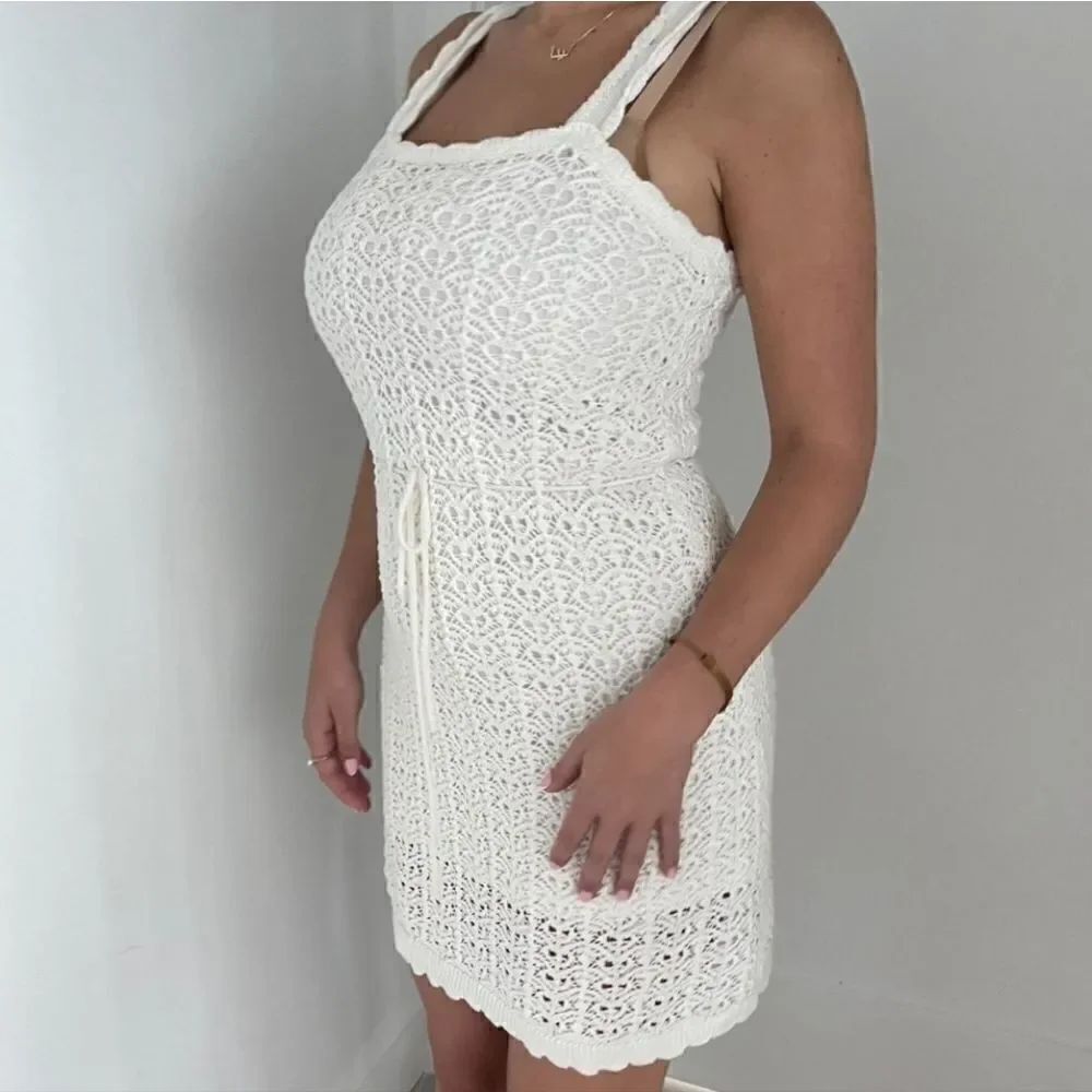 Jessica Simpson crochet dress size Large.